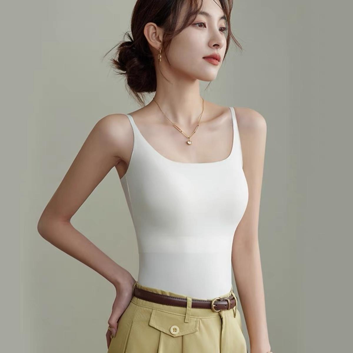 เสื้อชั้นในสตรีคัพคัพแบบชิ้นเดียวสำหรับผู้หญิง ไร้รอยต่อ ปกปิดเต้านม แผ่นหลังสวย ชุดชั้นในป้องกันแสง ny120 Women Clothing Lady